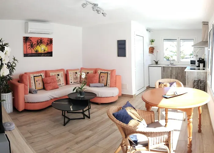 Via Mare Apartment *